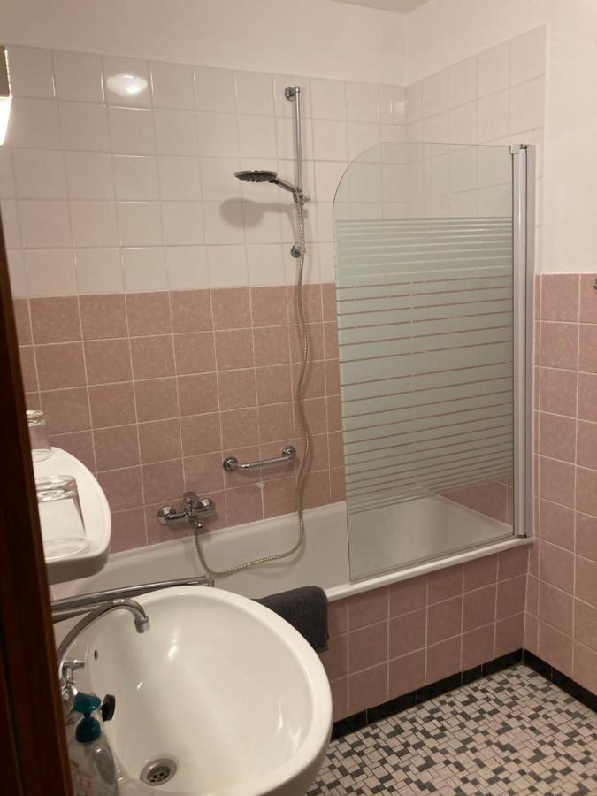 Hotel Weisser Stein 2*